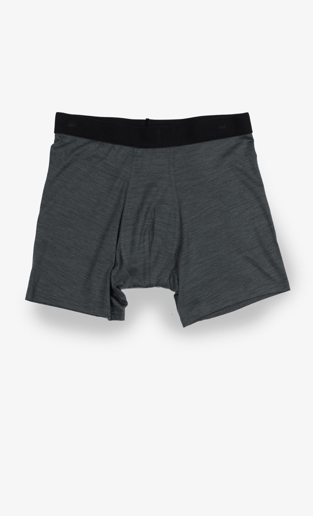 Boxer en laine mérinos couleur charbon chiné, ultra léger et respirant, offrant un confort optimal et une régulation thermique naturelle.