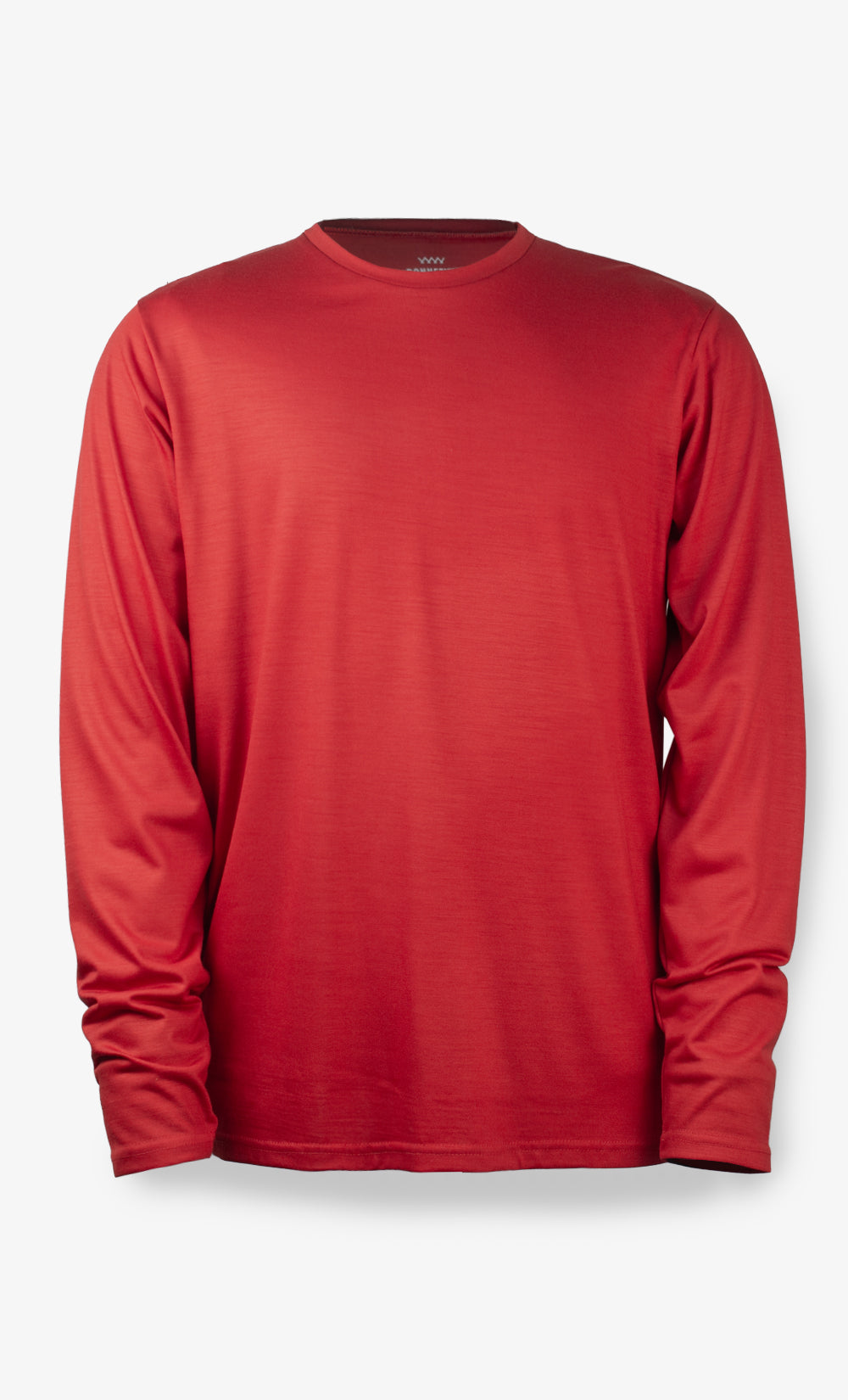 Chandail rouge uni pour homme en laine de mérinos avec manches longues et coupe régulière fabriqué au Canada.
